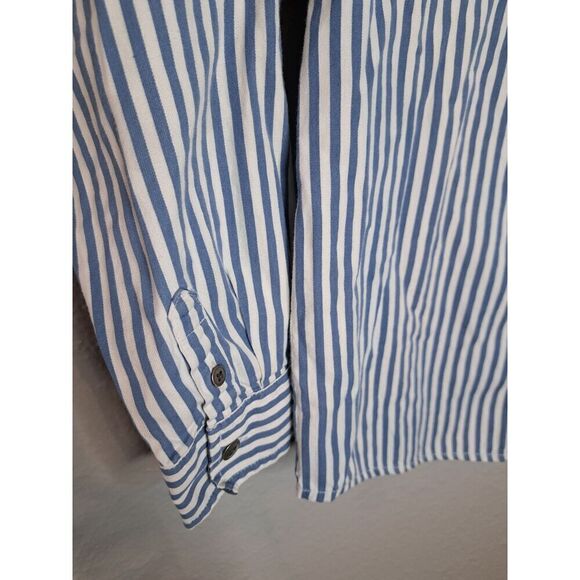 Gymboree Boy's Striped Button Down Long Sleeve Shirt Size Medium - Picture 3 of 8